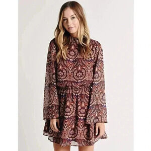 Cupcakes and Cashmere Mallory Paisley Floral Bell Sleeve Dress NEW Small $115